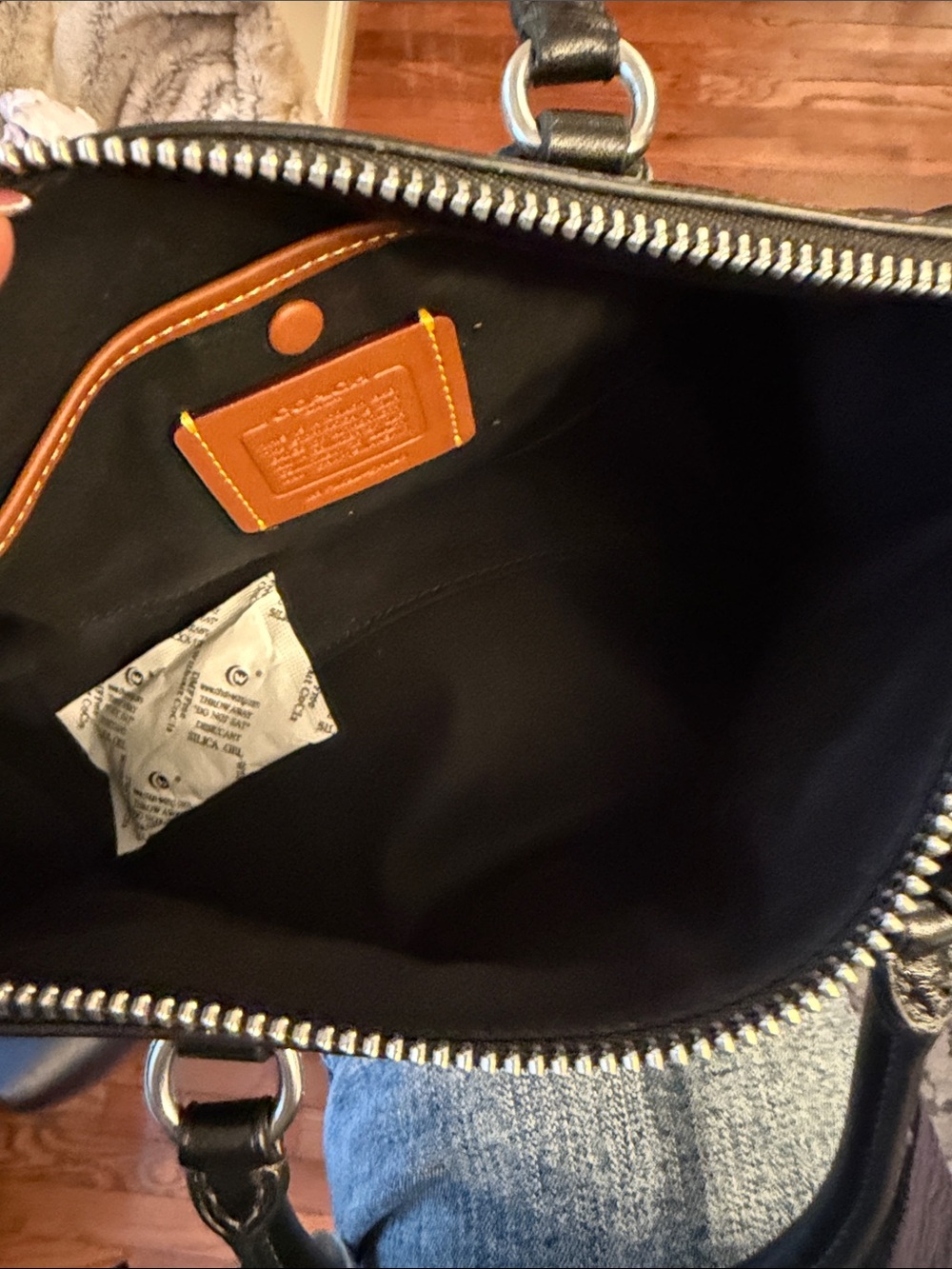 Coach Rhyder Satchel Bag 24 Glazed Leather Black Silver - Picture 8 of 14